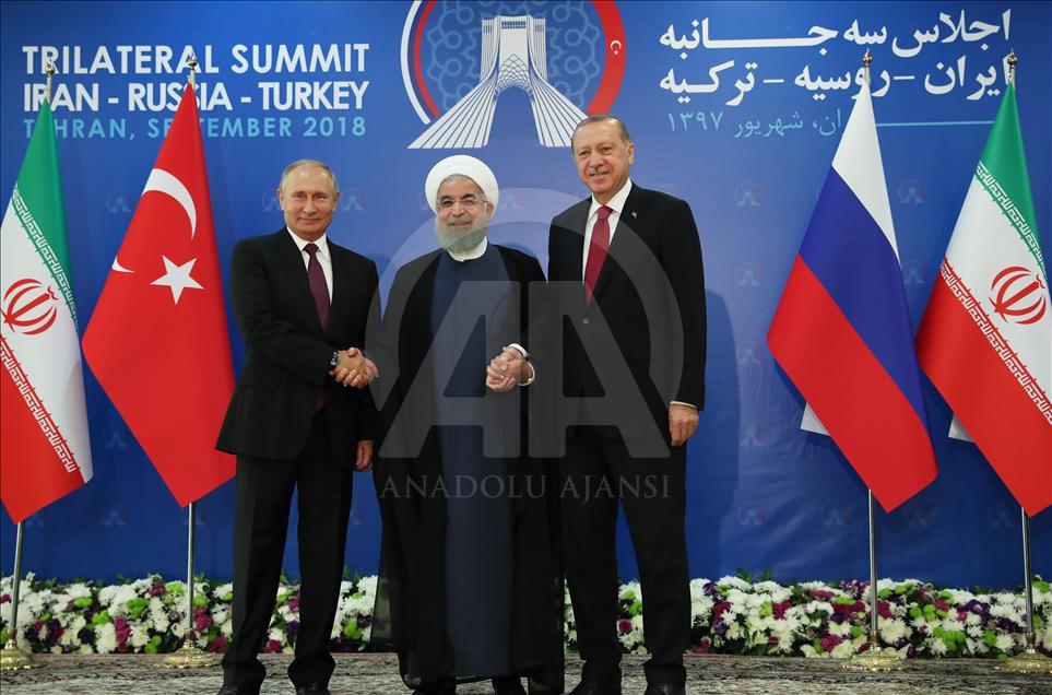 Türkiye-Rusya-İran Üçlü Zirvesi başladı