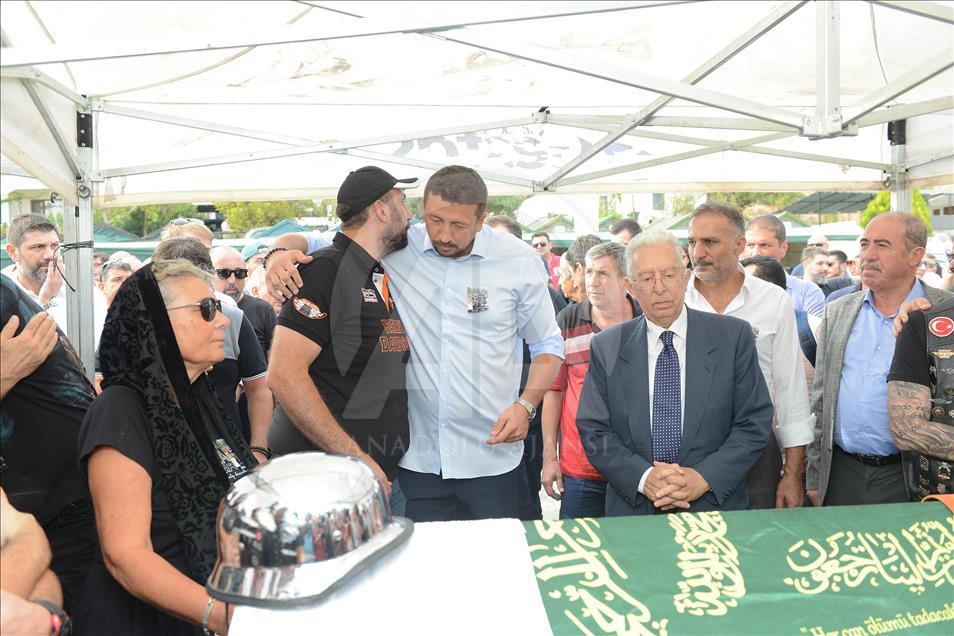 İsmet Badem son yolculuğuna uğurlandı
