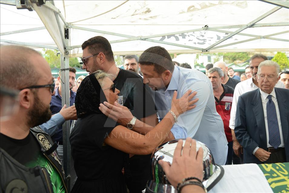İsmet Badem son yolculuğuna uğurlandı
