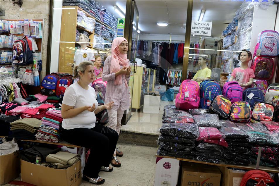 Selimiye'nin gelir kapısı "Arasta Çarşısı"