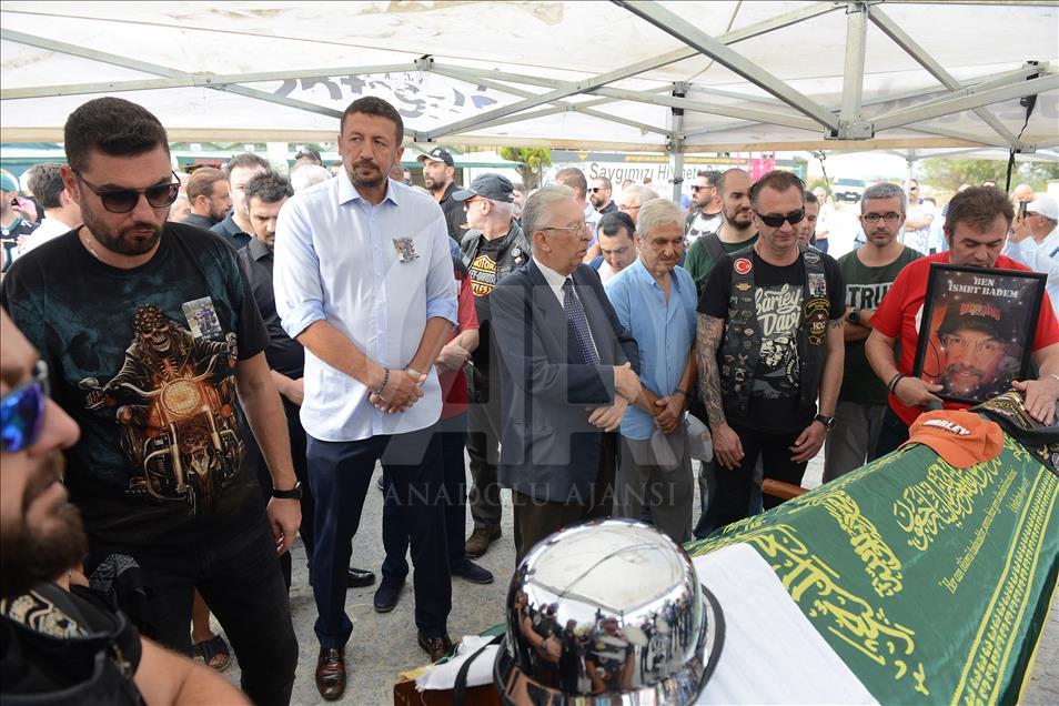 İsmet Badem son yolculuğuna uğurlandı
