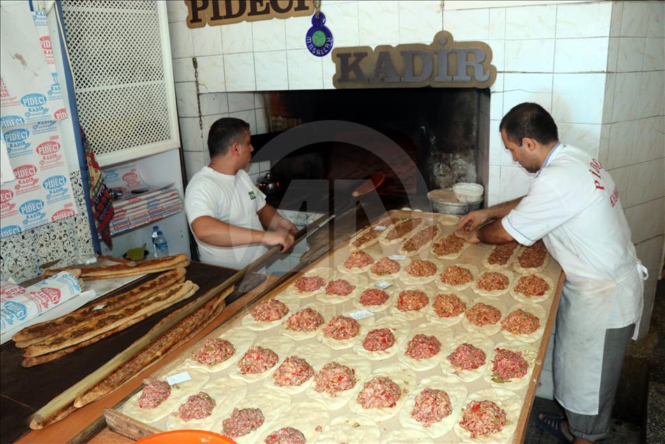 Geleneksel alışverişin simgesi "Merzifon Arastası"