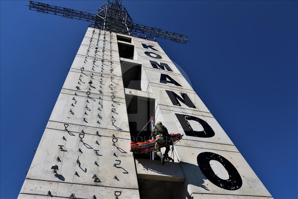 "Dağların kartalları"nın nefes kesen eğitimi