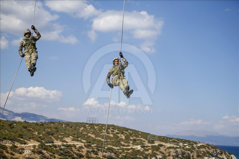 "Dağların kartalları"nın nefes kesen eğitimi