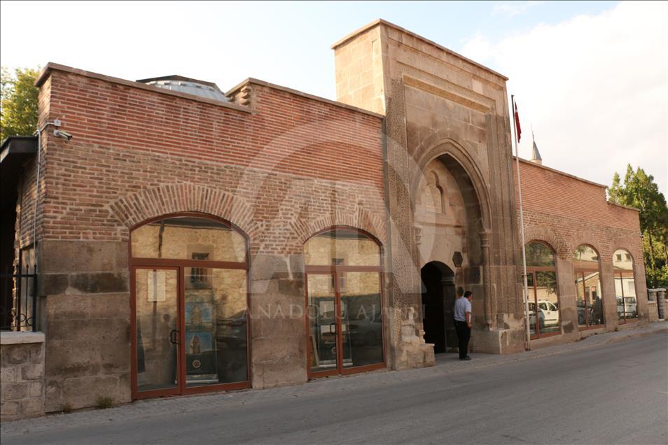 Anadolu'nun ilk üniversiteleri: Selçuklu medreseleri