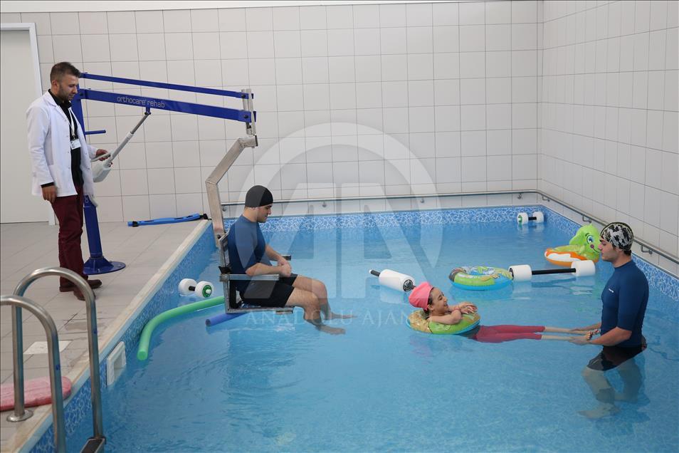 Beş yıldızlı otel konforunda fizik tedavi hizmeti