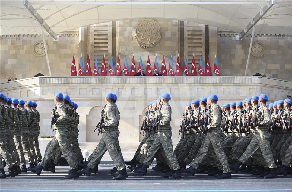 Парад по случаю 100-летия освобождения Баку
