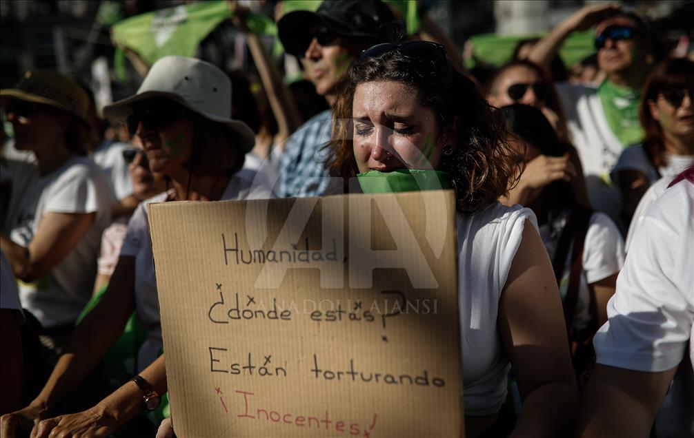 Protesta contra las becerradas en Madrid