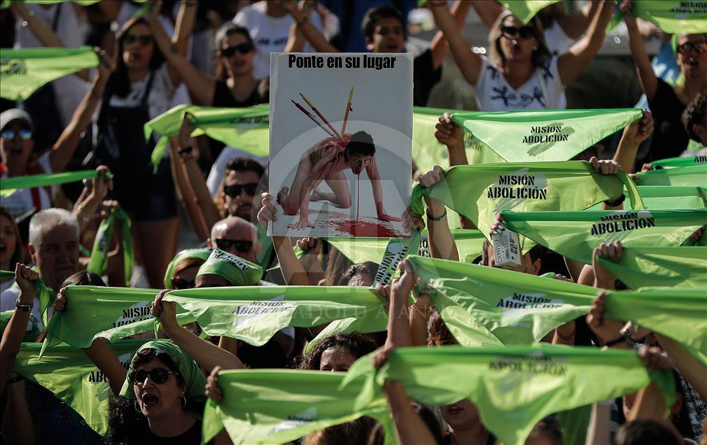 Protesta contra las becerradas en Madrid