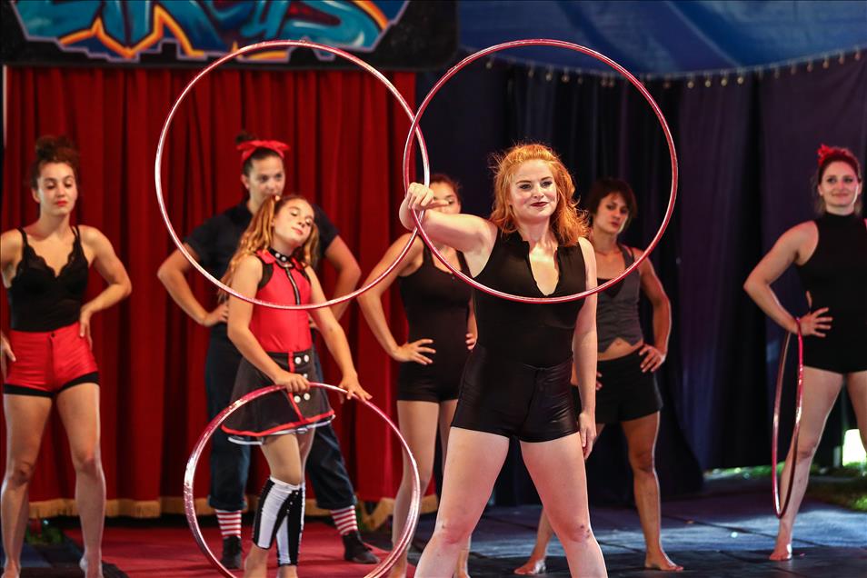 Midnight Circus perform at Holstein Park 