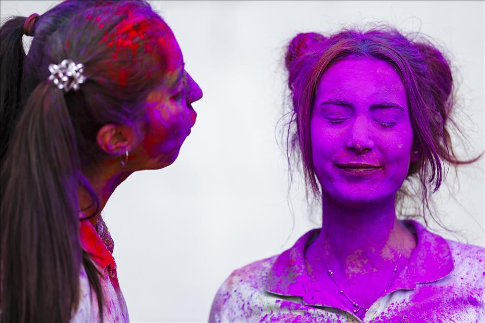 Color Sky 5K running fest in Ankara