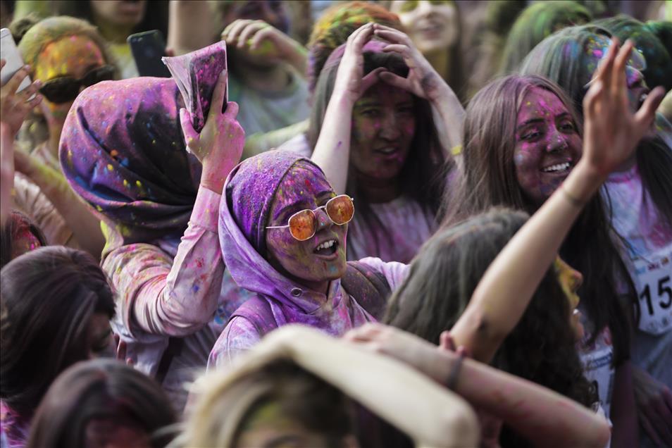 Color Sky 5K running fest in Ankara