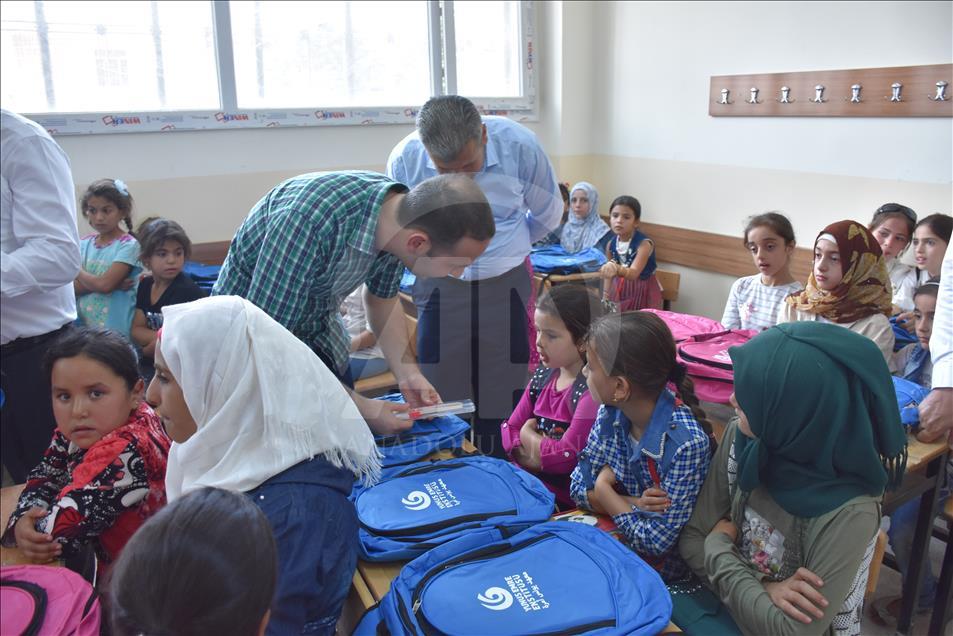 Türkiye'nin Suriye'deki eğitime desteği sürüyor
