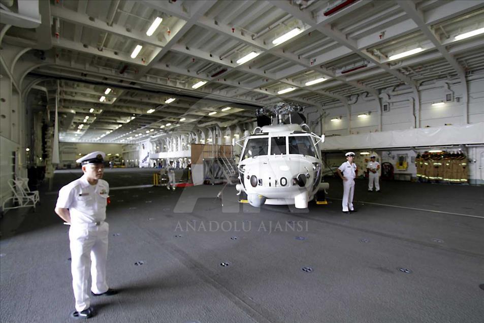 Buques de guerra japoneses llegan a Indonesia