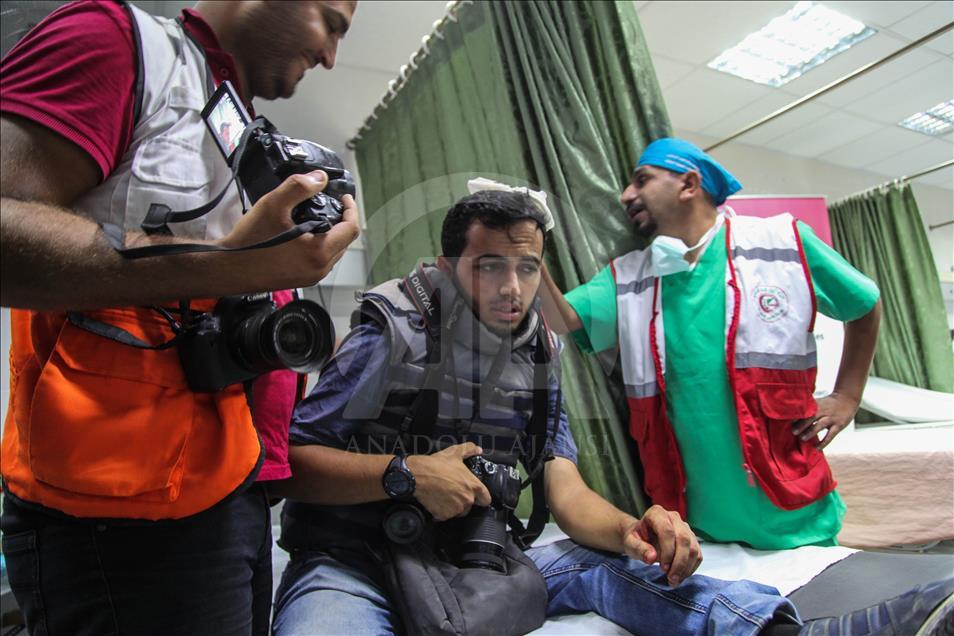 İsrail askerleri Gazze sınırında 2 Filistinliyi şehit etti
