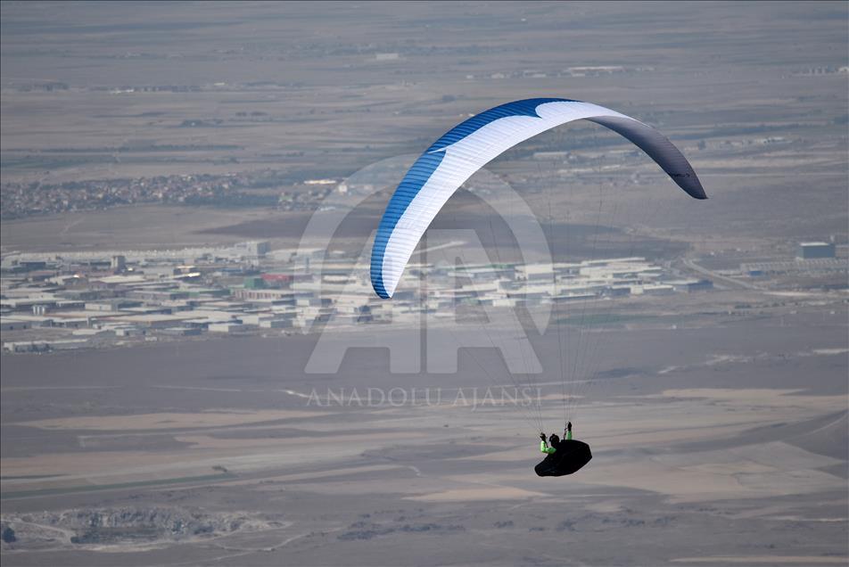 جبل حسن داغي.. واحد من الأماكن الواعدة للطيران الشراعي في تركيا والعالم
