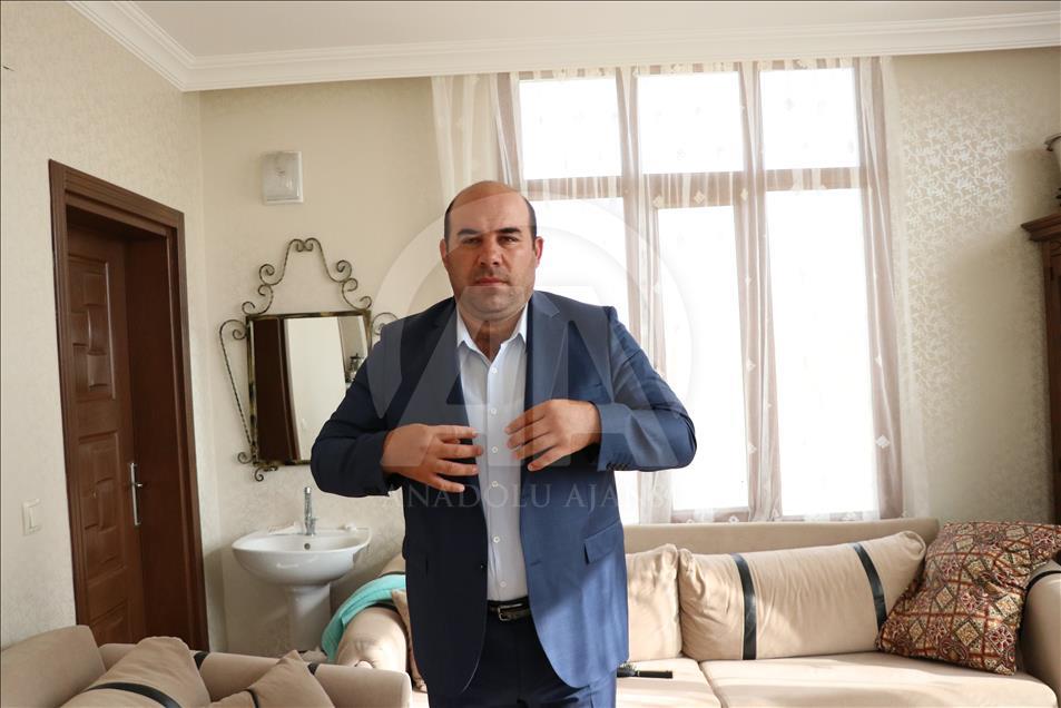 التركي "أوغورلو.. راعٍ في البادية ورئيس بلدية في القضاء
