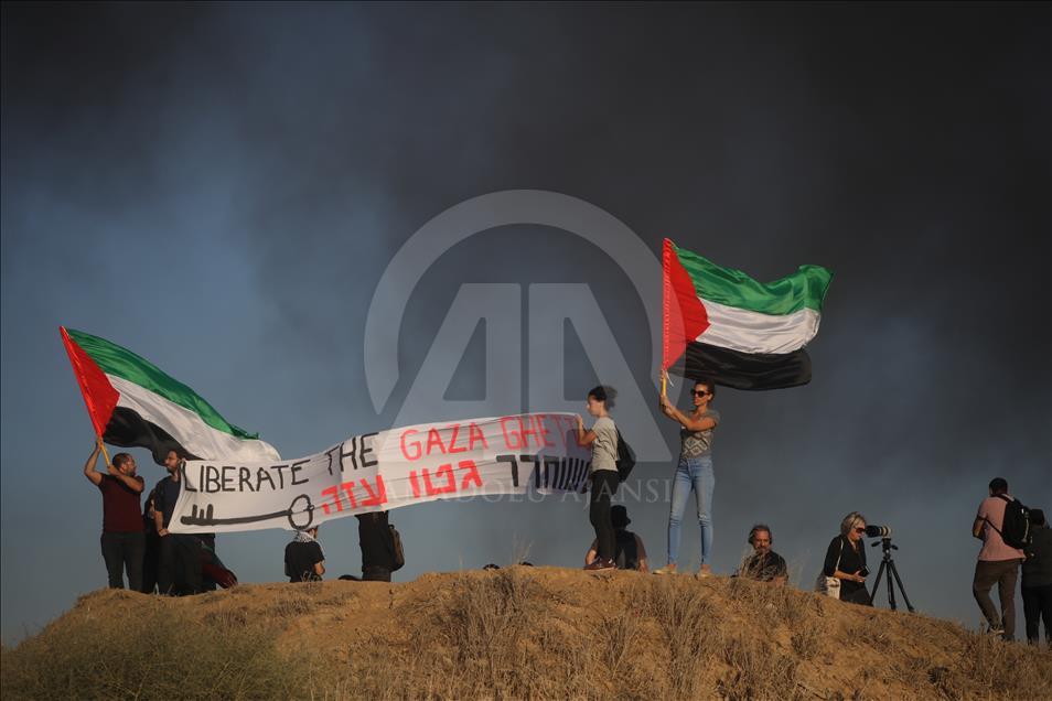 İsrailli aktivistlerden Gazze’ye destek gösterisi

