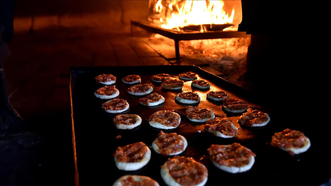 Bu ilçede bir porsiyon lahmacun en az 12 adet