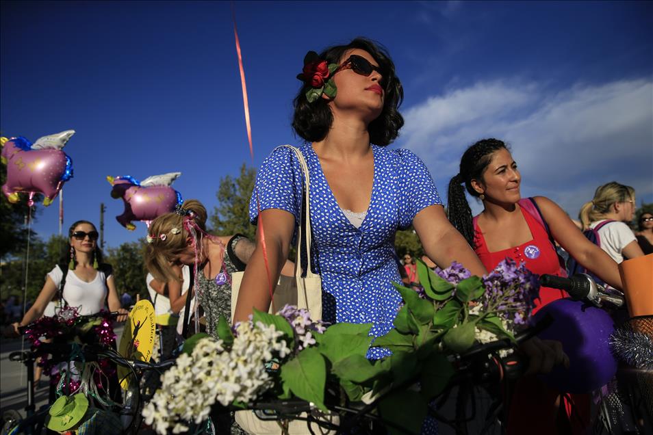 'Fancy Women Bike Ride' in Turkey