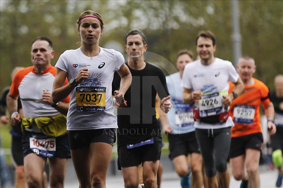 Así corrieron los moscovitas en la Maratón de Moscú