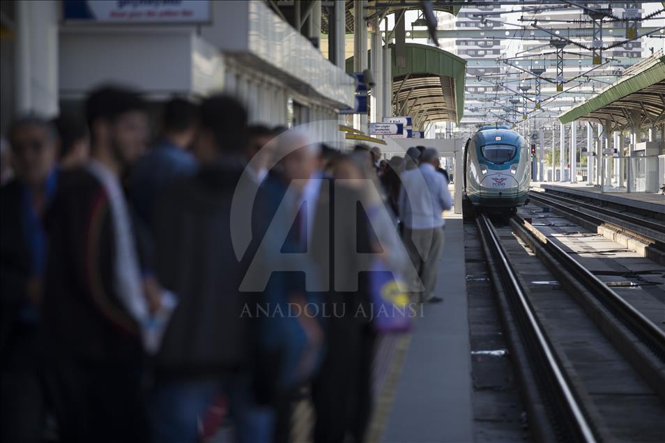 Kereta cepat Turki