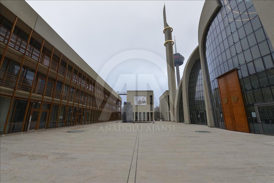 DİTİB Merkez Camisi Köln'ün sembolleri arasına girdi