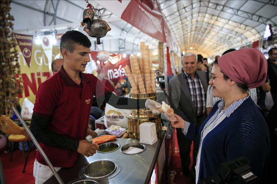 "Maraş dondurmasının sırrı keçi sütü ve dağ salebinde saklı"