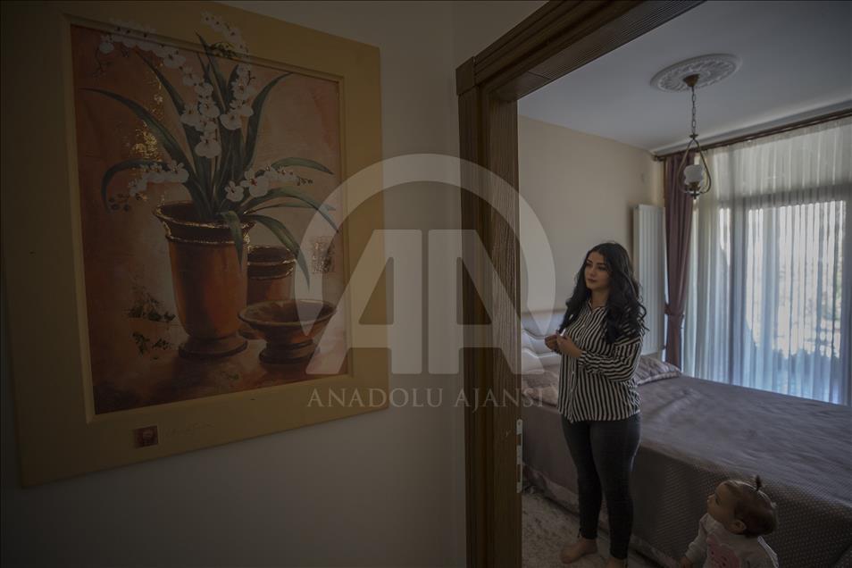 Hobbit Houses In Turkey's Sivas