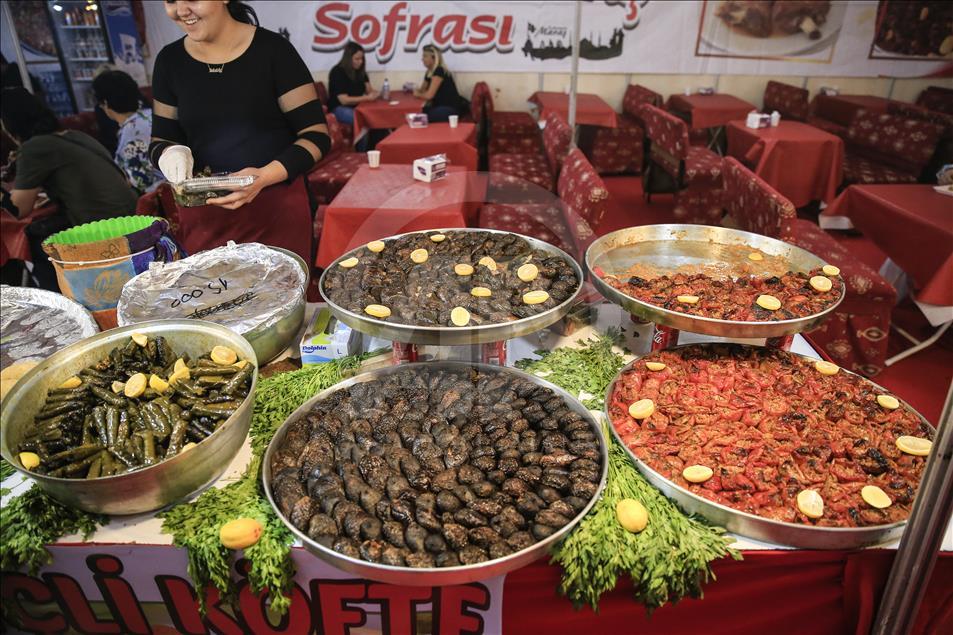 "Maraş dondurmasının sırrı keçi sütü ve dağ salebinde saklı"