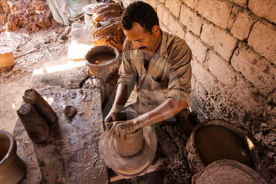 Artesanos egipcios dejan su huella en la cerámica mundial