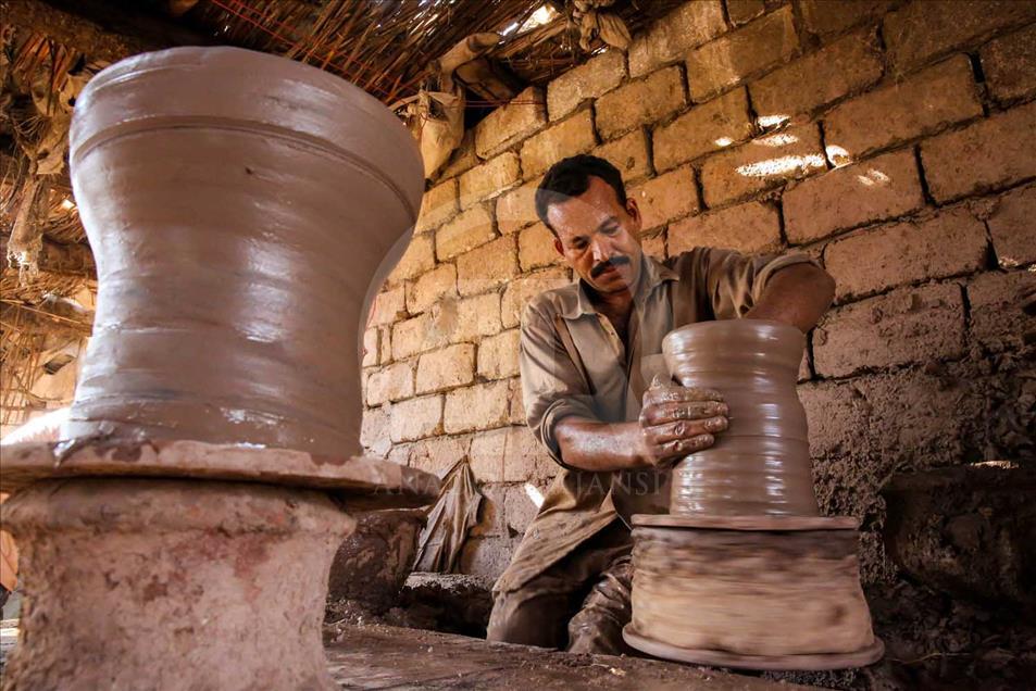 Artesanos egipcios dejan su huella en la cerámica mundial