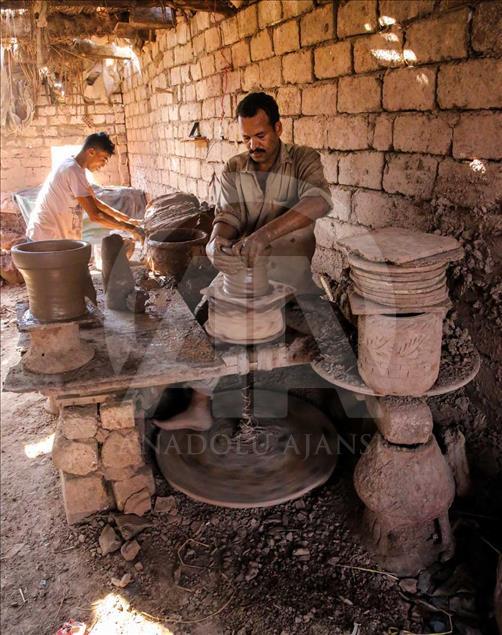 Artesanos egipcios dejan su huella en la cerámica mundial