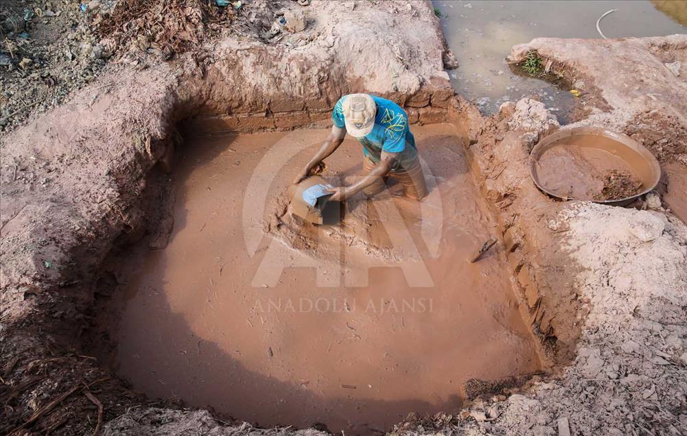Artesanos egipcios dejan su huella en la cerámica mundial