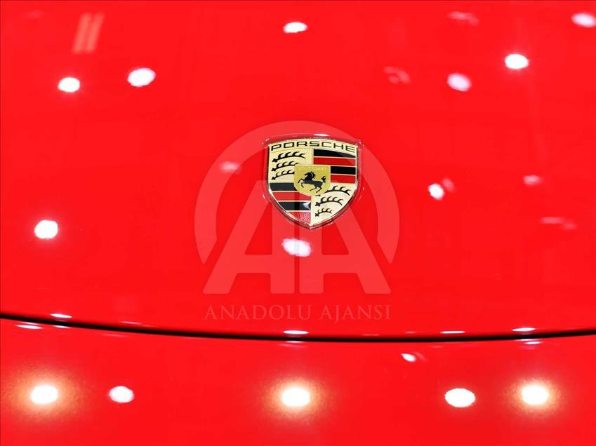 Lanzamiento para la prensa del Paris Motor Show 2018