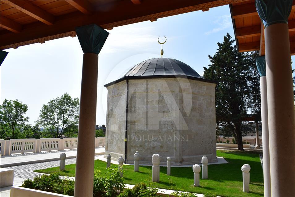 Cumhurbaşkanı Erdoğan Macaristan ziyaretinde Gül Baba türbesini açacak