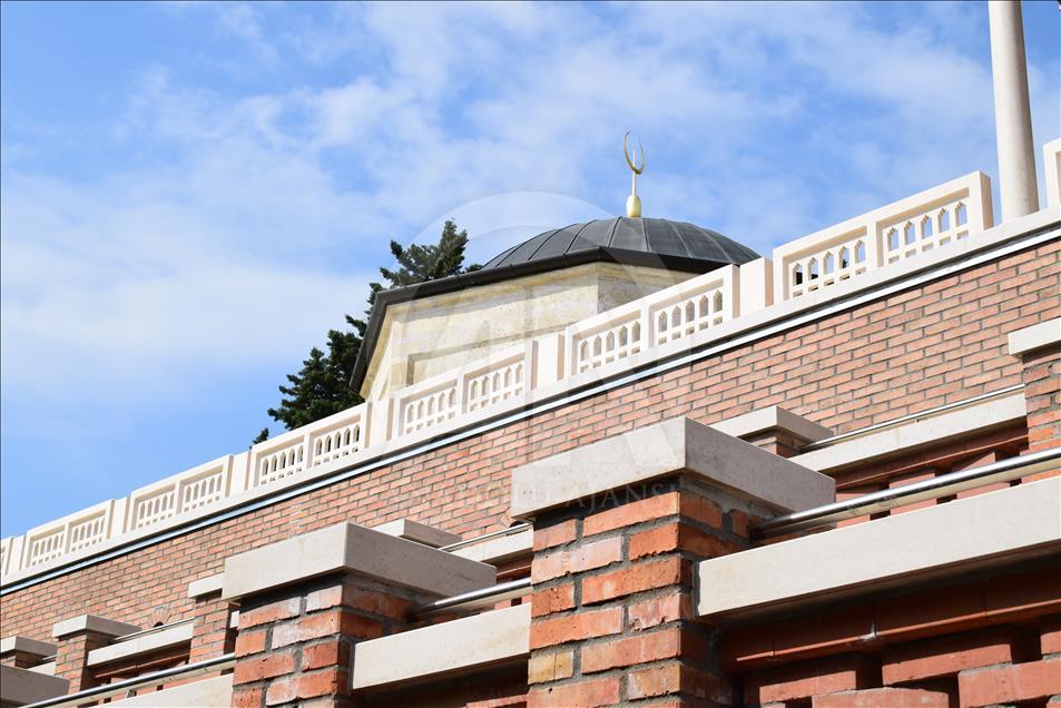 Cumhurbaşkanı Erdoğan Macaristan ziyaretinde Gül Baba türbesini açacak