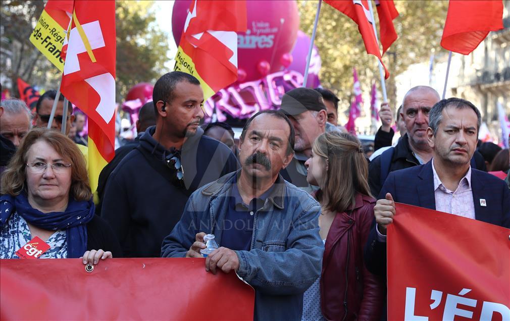 Demonstration against French government in Paris