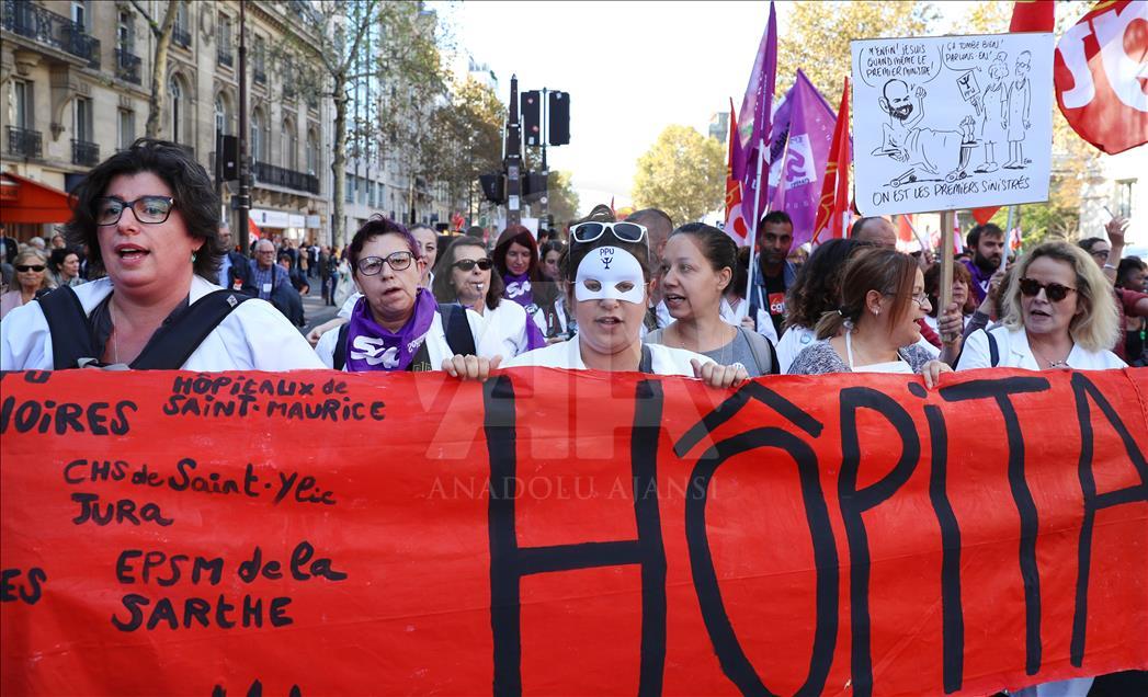 Demonstration against French government in Paris