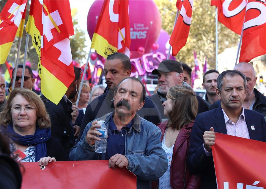 Demonstration against French government in Paris