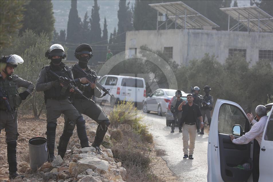 محاصره یک مدرسه فلسطینی توسط نظامیان اسرائیل
