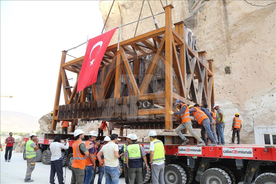 Hasankeyf Kalesi Orta Kapısı'nın taşınması