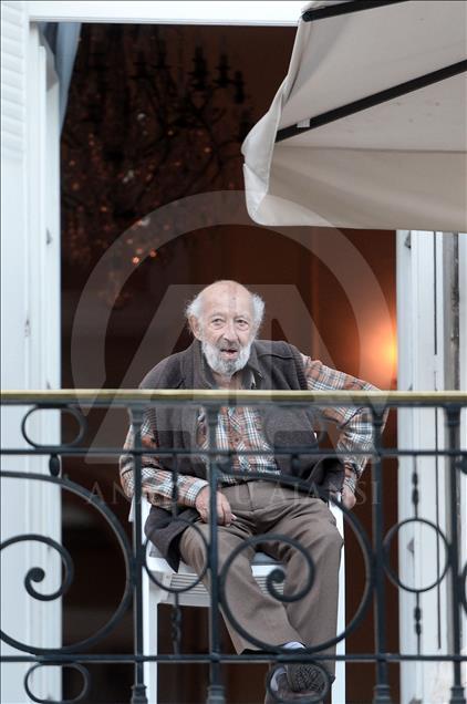Turkey’s photography legend Ara Guler dies at 90
