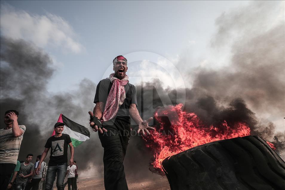 إصابة 52 فلسطينيا برصاص الجيش الإسرائيلي قرب حدود غزة
