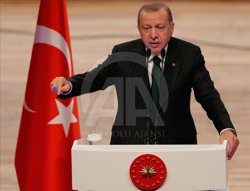 Türkiye Cumhurbaşkanı Recep Tayyip Erdoğan, İzmir'de