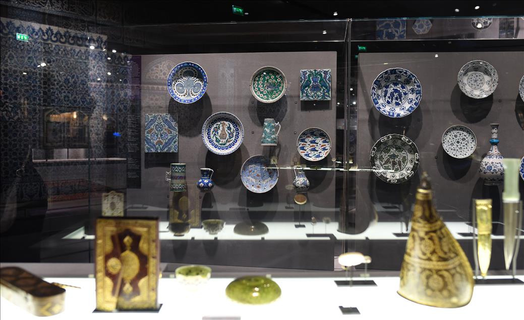 متحف اللوفر.. نصف معروضاته آثار إسلامية 
