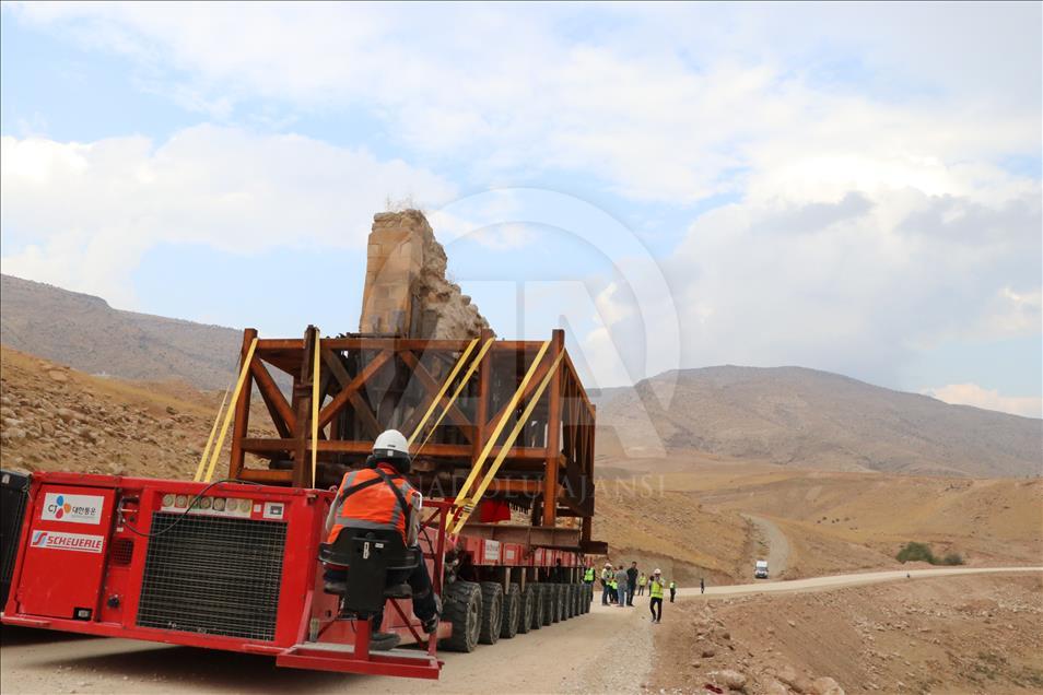 Hasankeyf Kalesi Orta Kapısı taşındı