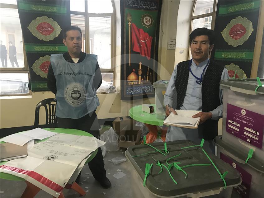 انتخابات مجلس افغانستان با وجود نگرانیهای امنیتی عمیق و مشکلات فنی در 32 ولایت این کشور برگزار شد