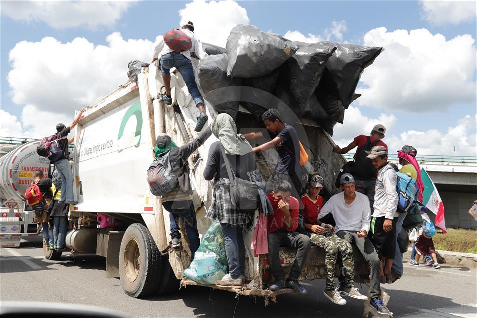 Migrant caravan weaves through Mexico amid US threats