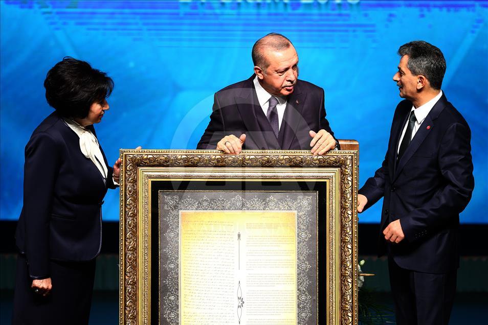 Türkiye Cumhurbaşkanı Recep Tayyip Erdoğan